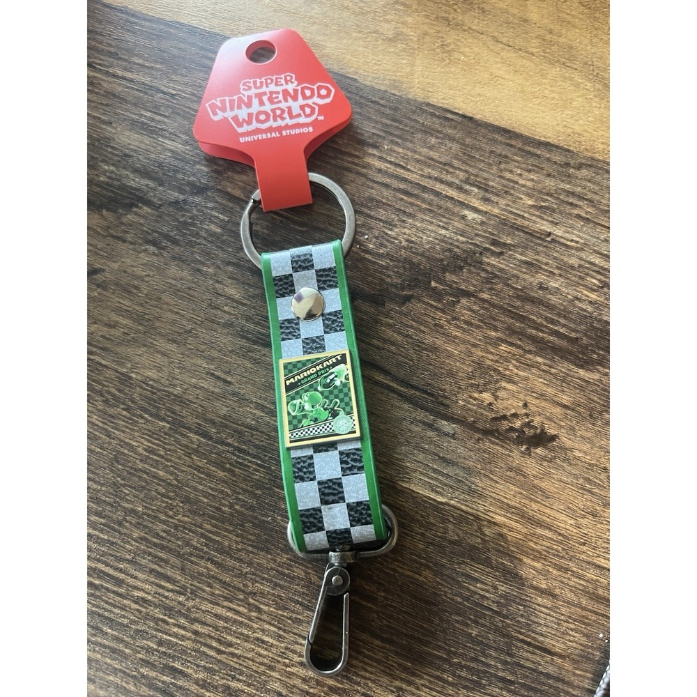 Universal Studios Super Nintendo World Mario Kart Grand Prix Yoshi Keychain